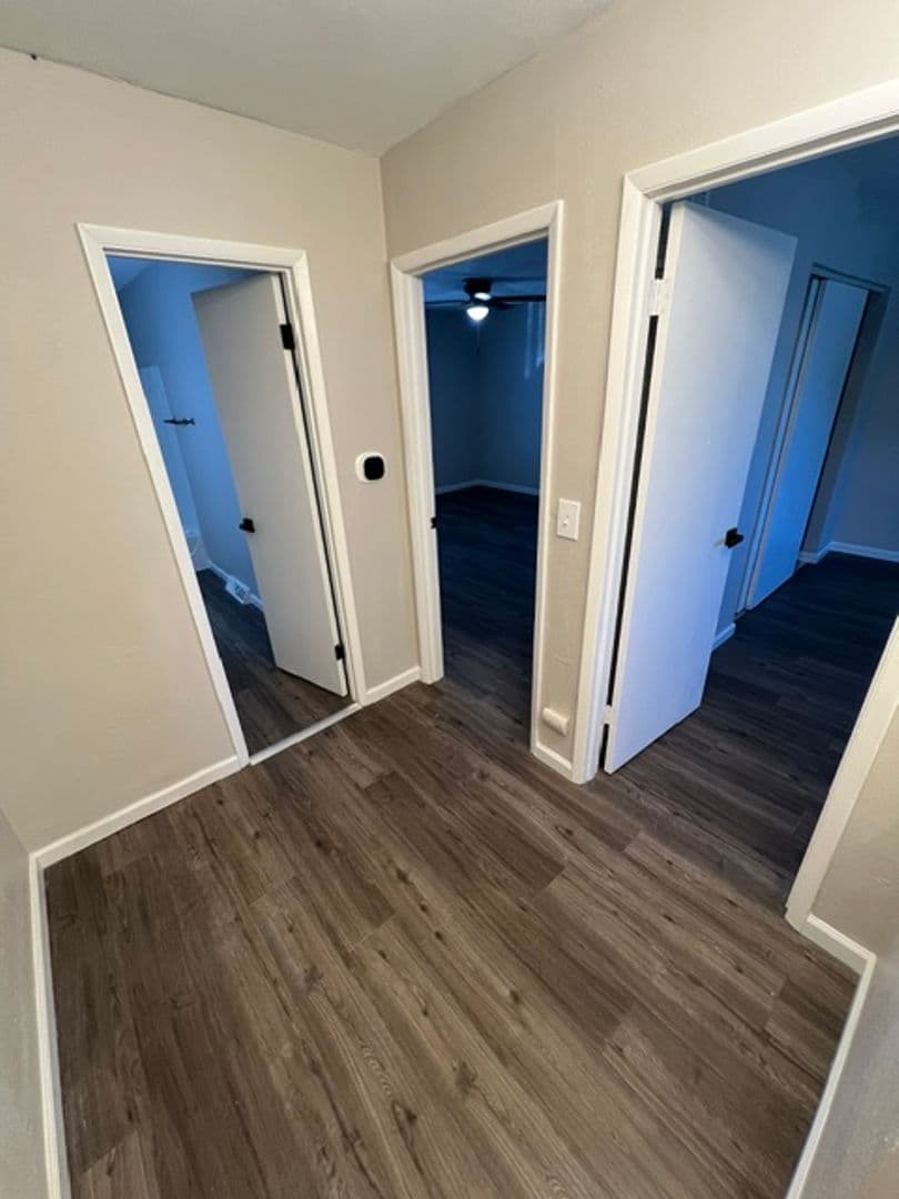 Fairview Heights Apartment: 421 Joseph Drive
