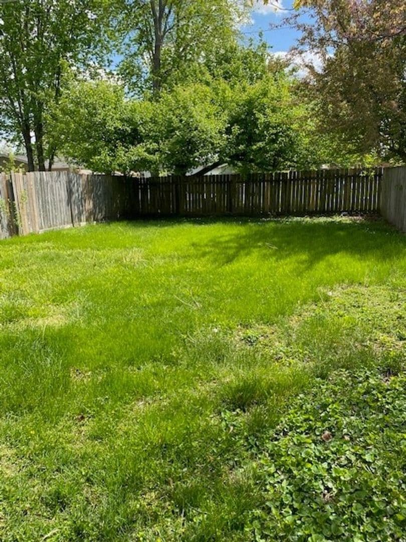 Troy House: 452 Meadow Drive Apt. B