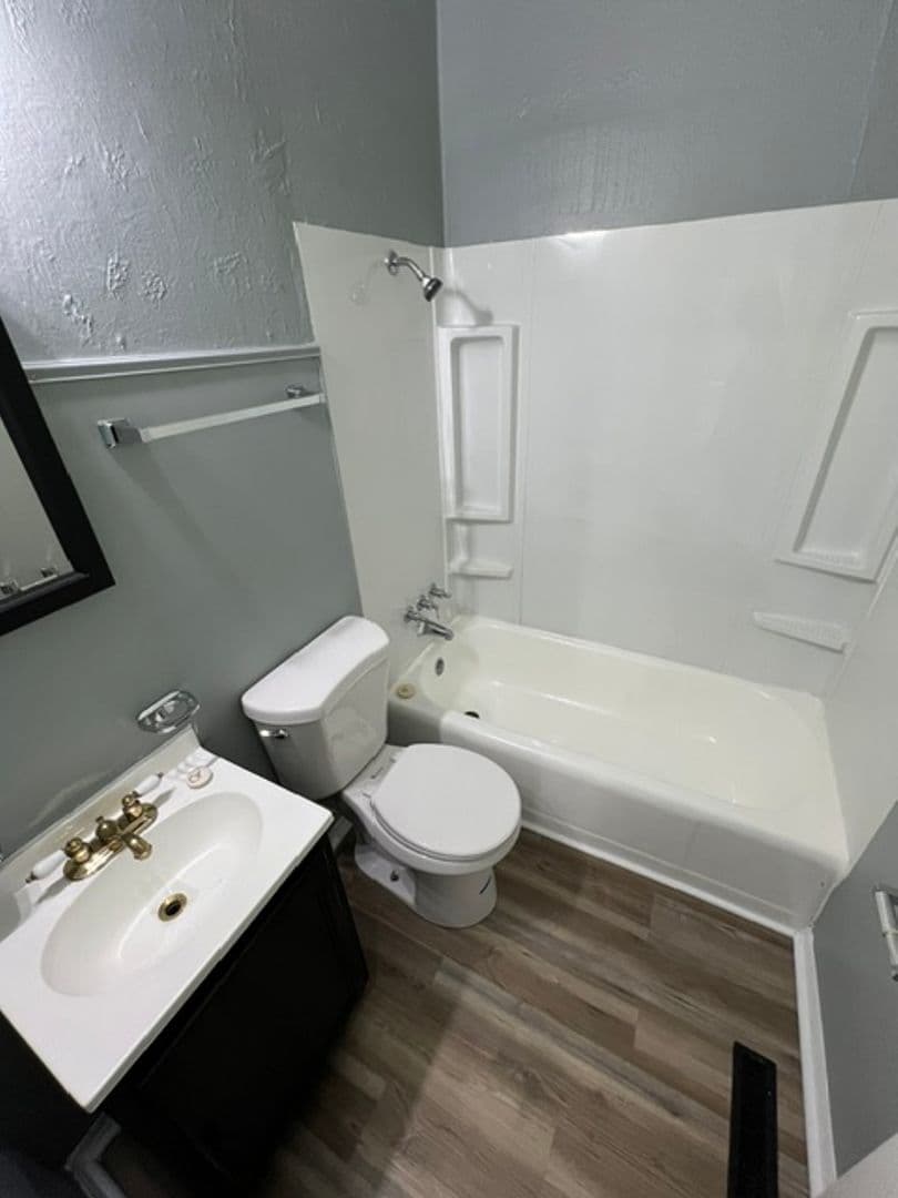 Granite City House: 2204 Wilson Ave.