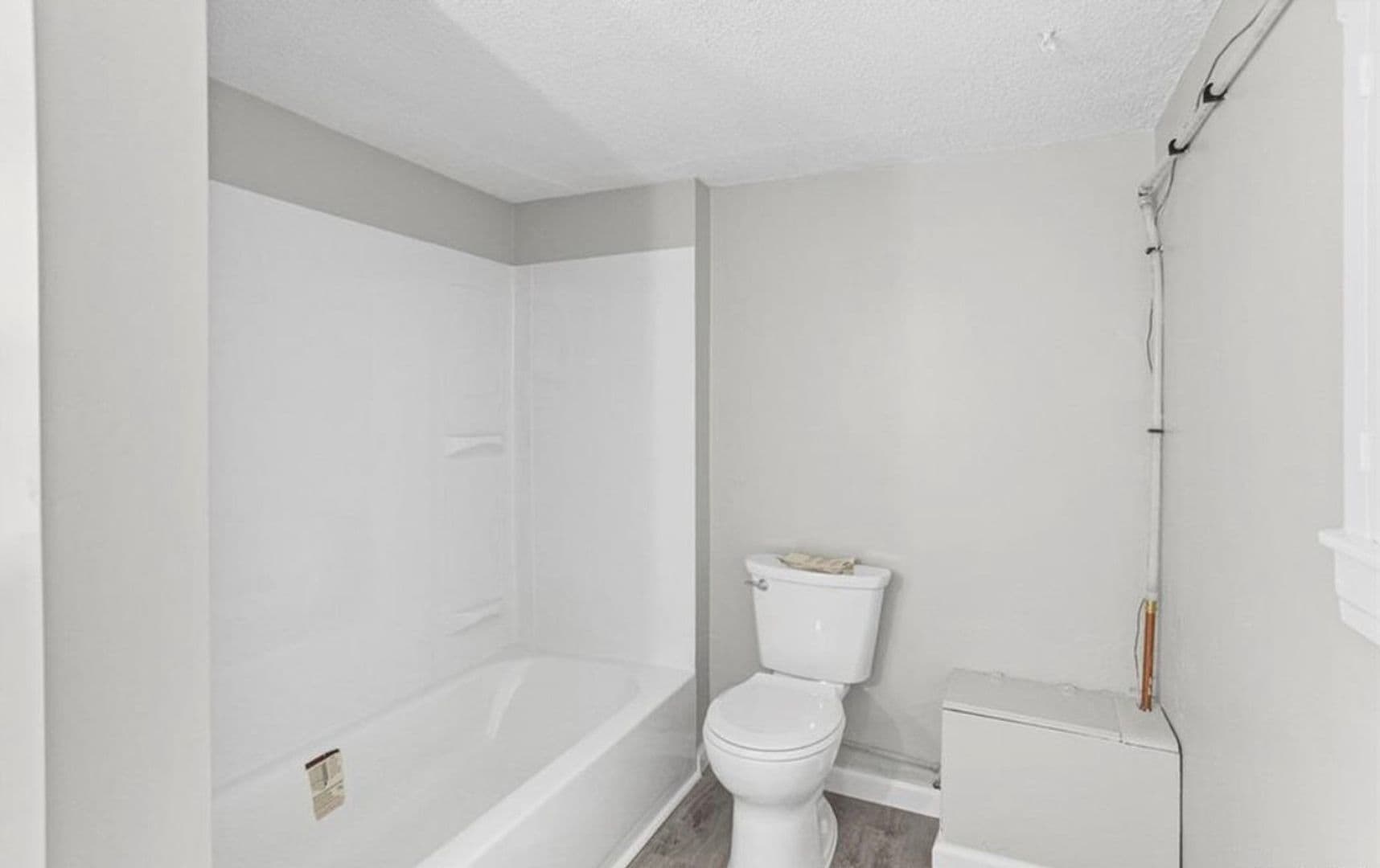 Belleville House: 312 S Jackson St