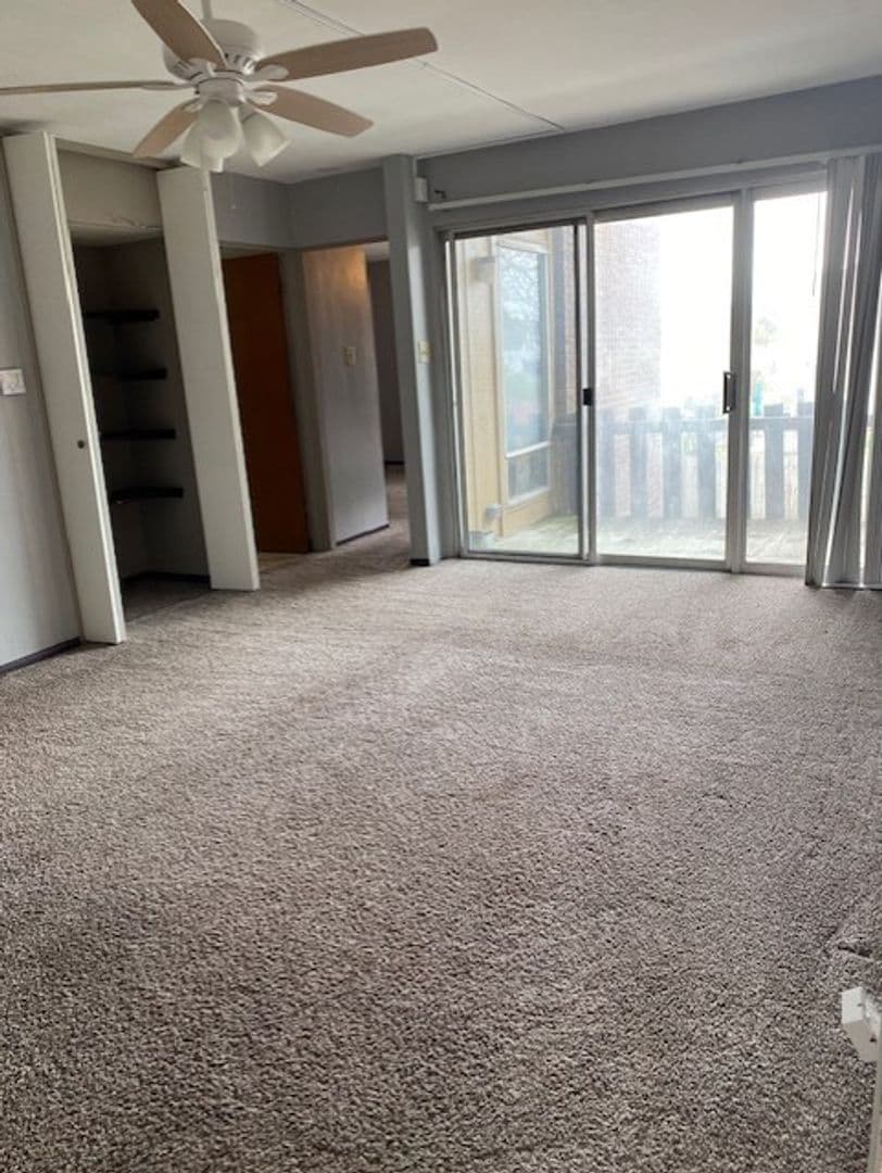 Collinsville Apartment: 123 St. Louis Road