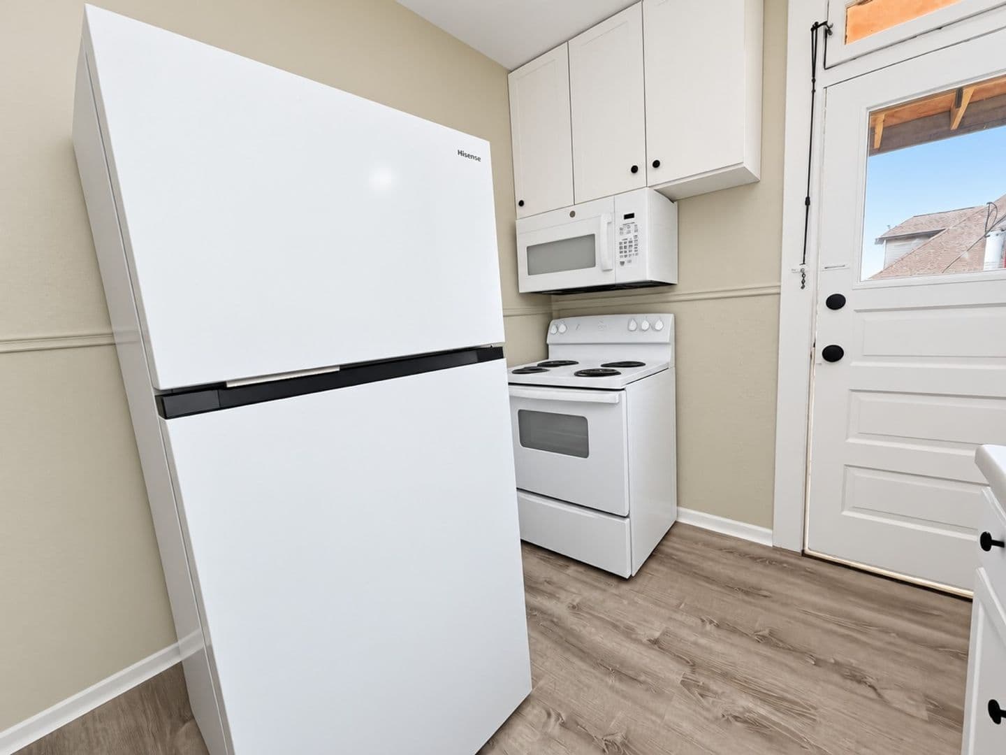 Granite City Apartment: 2304 Grand Ave