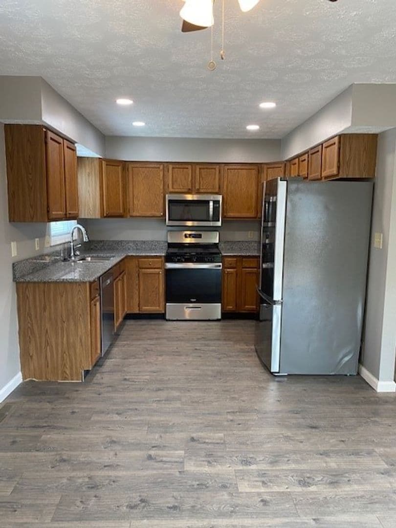 Troy House: 452 Meadow Drive Apt. B