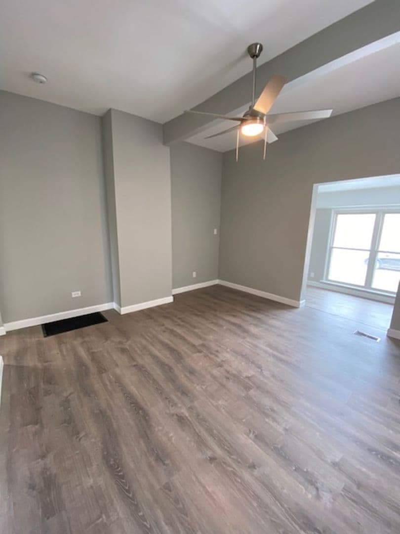 Collinsville House: 408 W. Clay Street