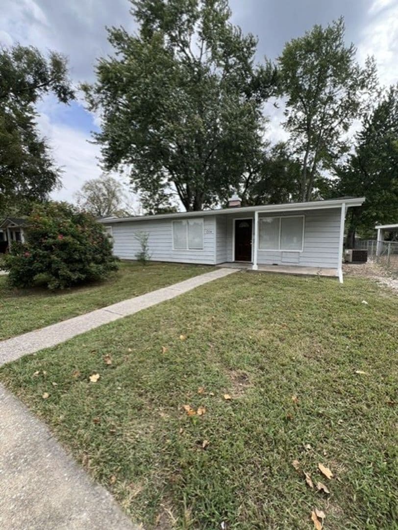 Granite City House: 2204 Wilson Ave.