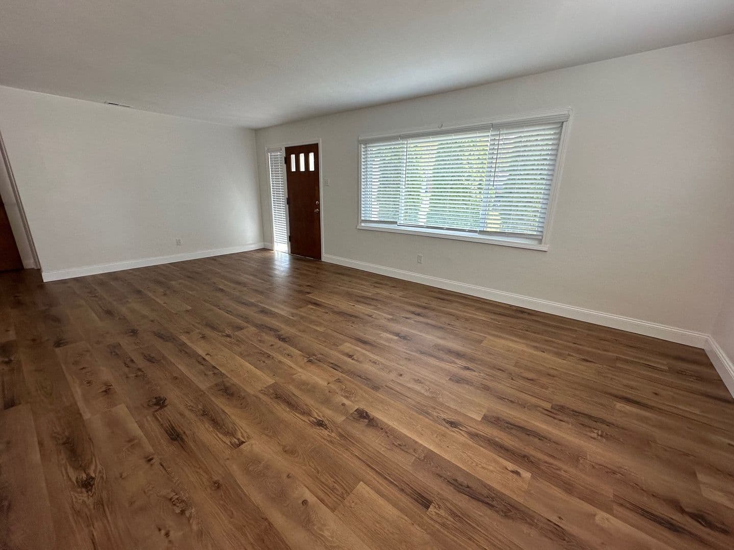 Florissant House: 19 Saint George Ct