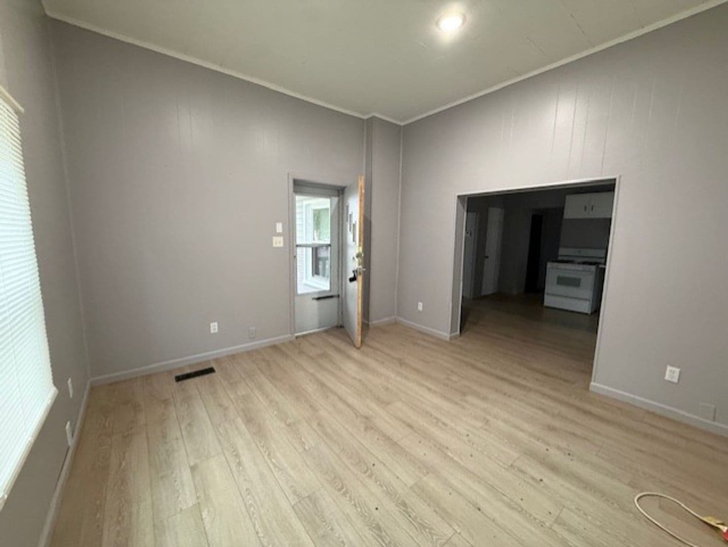 Granite City House: 1635 Maple Street