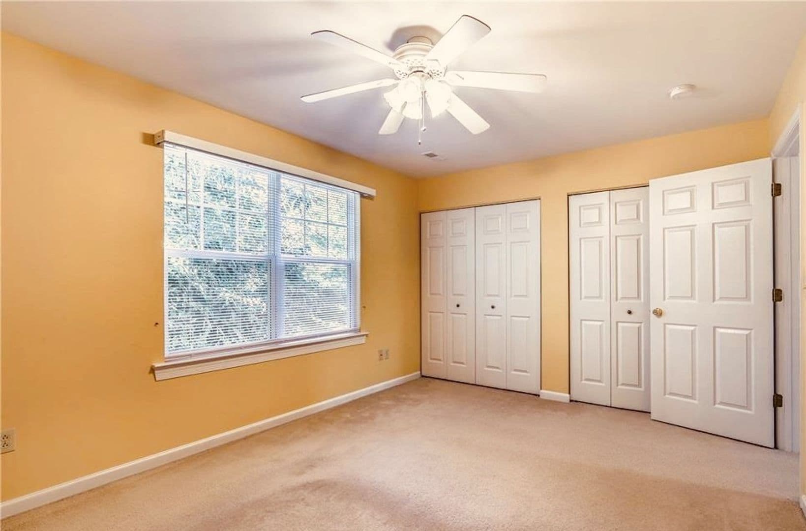 Swansea Townhome: 4059 Gentry Lane