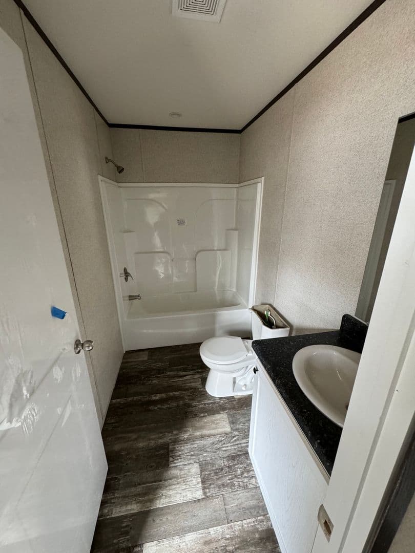 Mullins Apartment: Gibbs Court