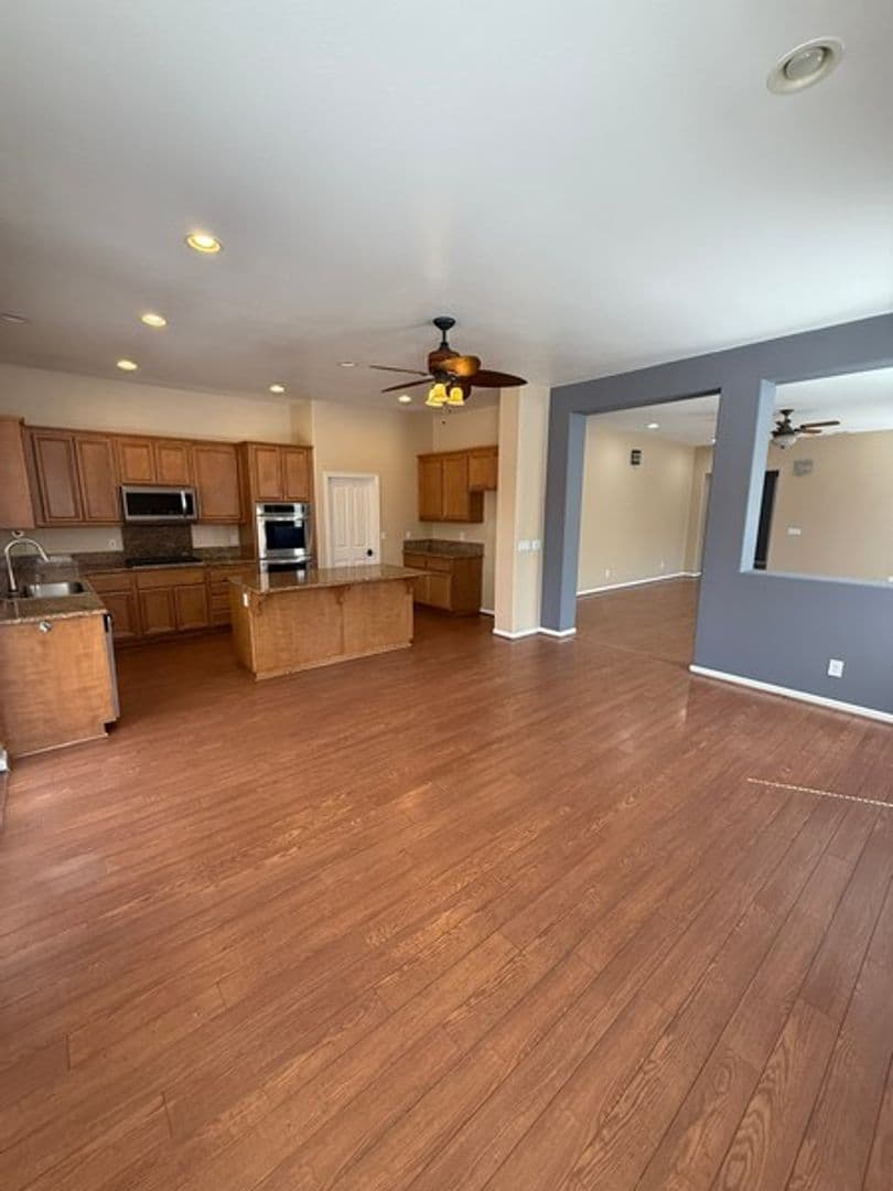 Santa Maria House: 2415 Bowles Lane