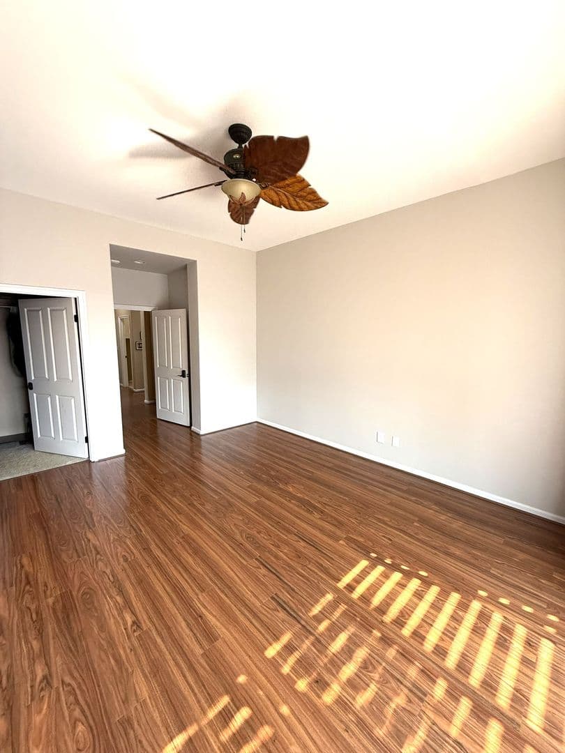 Santa Maria House: 2415 Bowles Lane