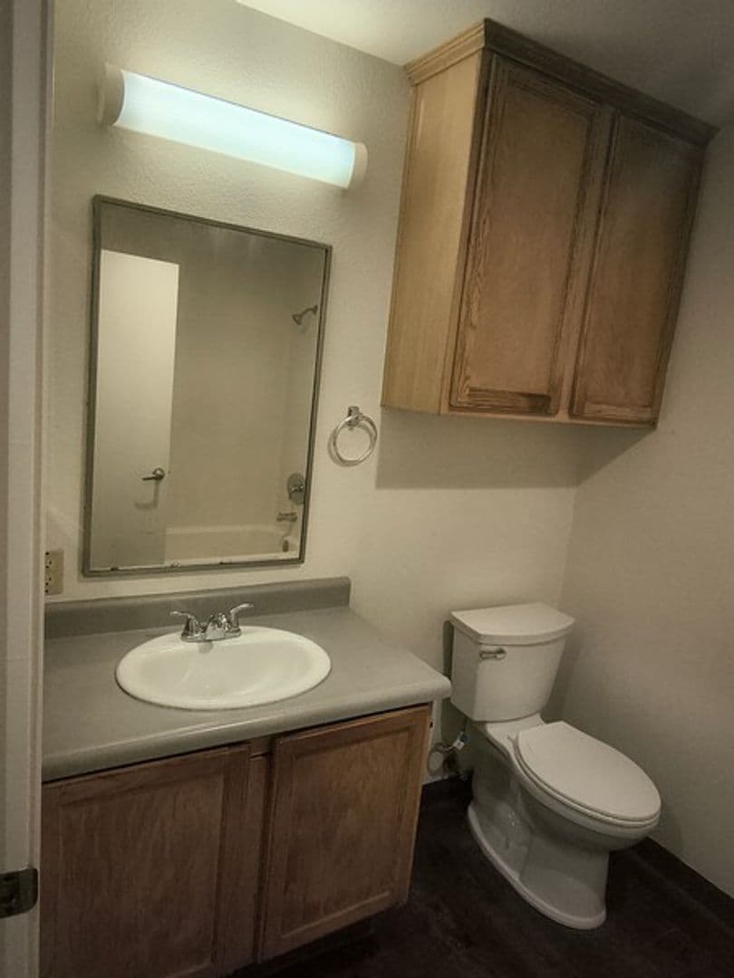 Santa Maria Apartment: 504 S. Oakley #A