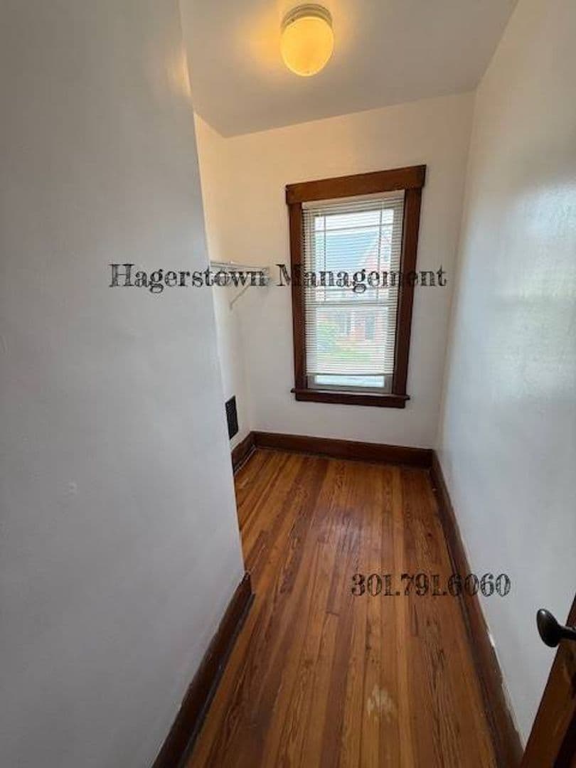 Hagerstown House: 109 Fairground Ave