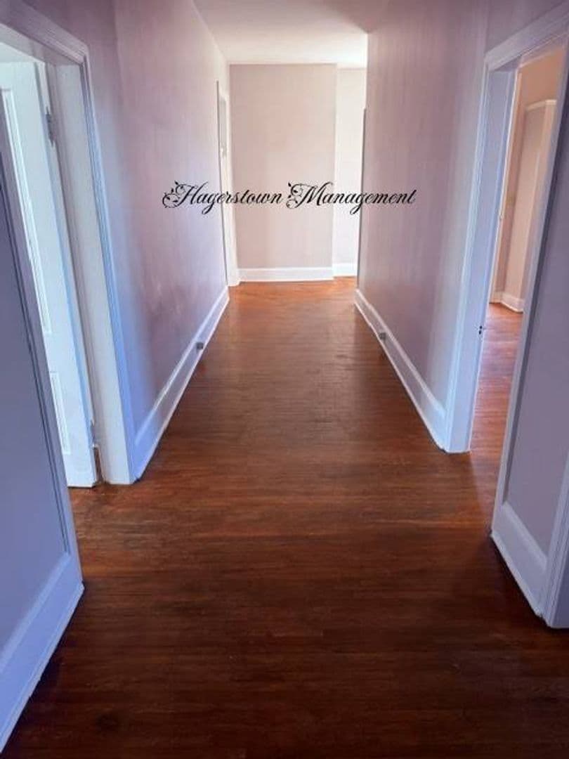 Boonsboro Apartment: 3 Potomac St