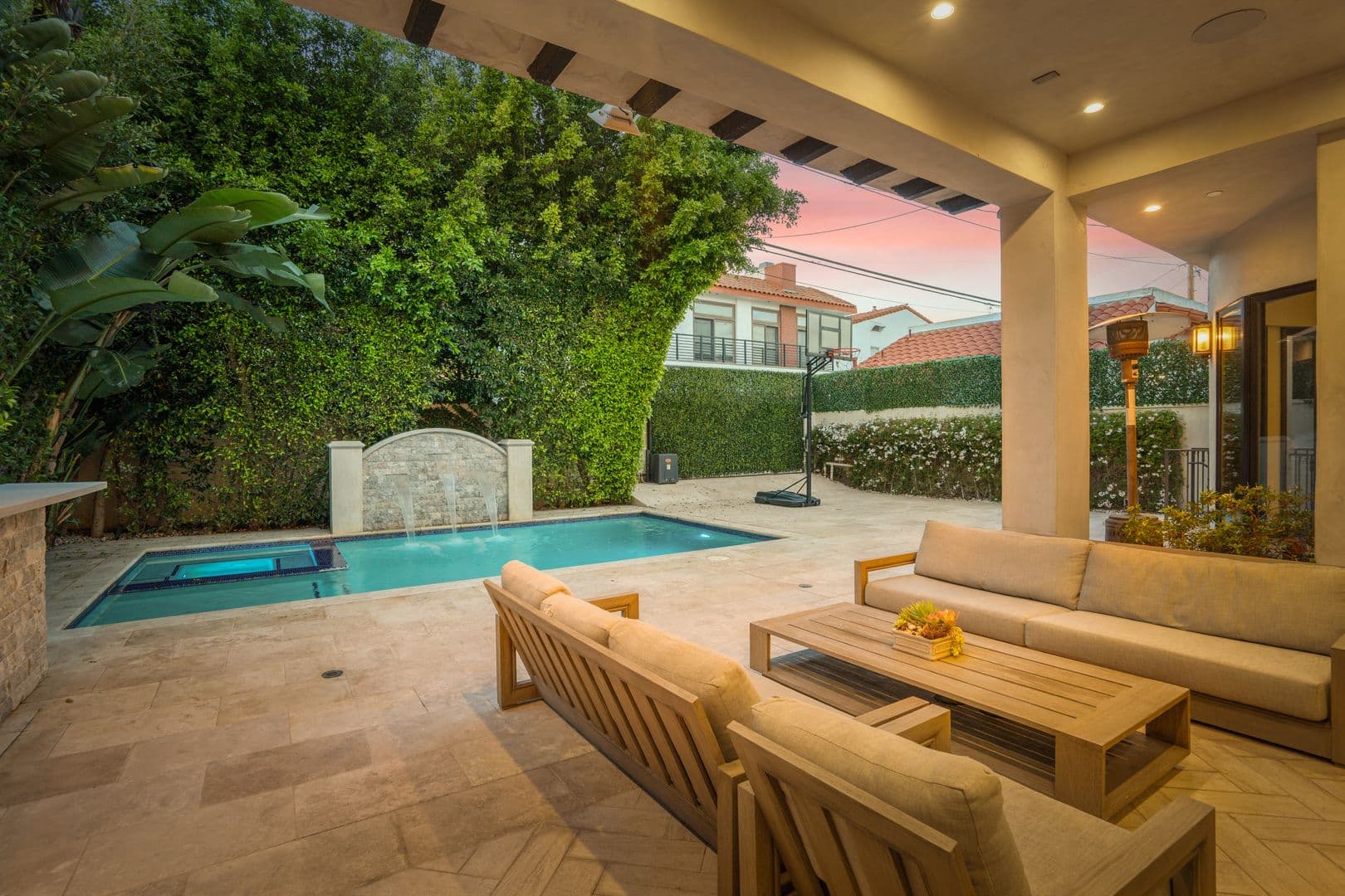 Beverly Hills House: 331 S. Canon Dr