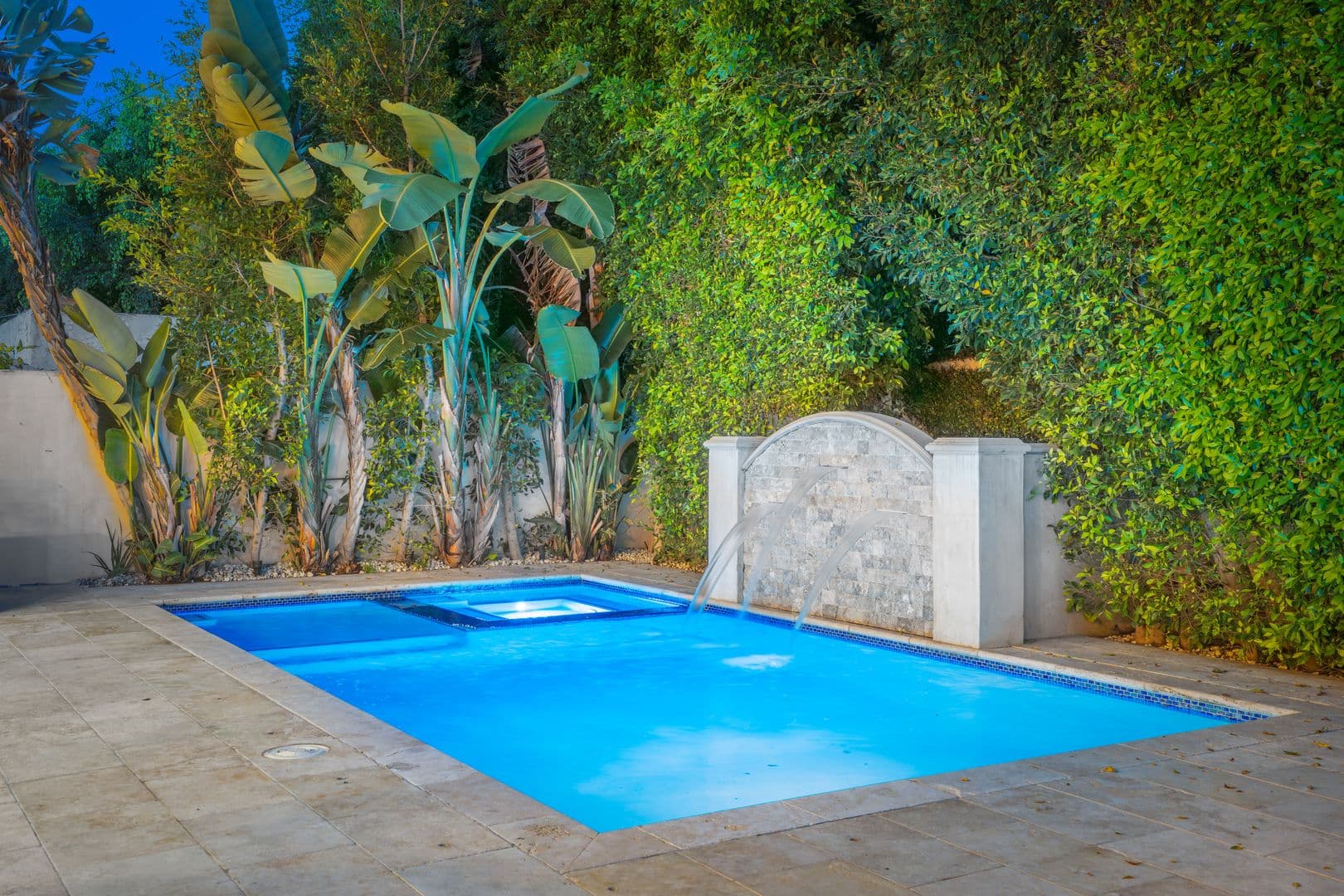 Beverly Hills House: 331 S. Canon Dr