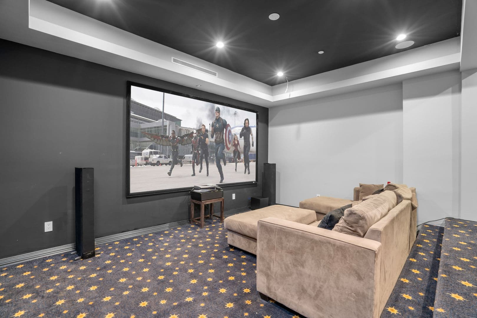Beverly Hills House: 331 S. Canon Dr