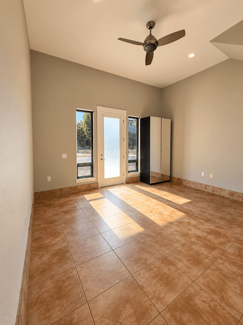 Chico Apartment: 1310 Roycroft Ln