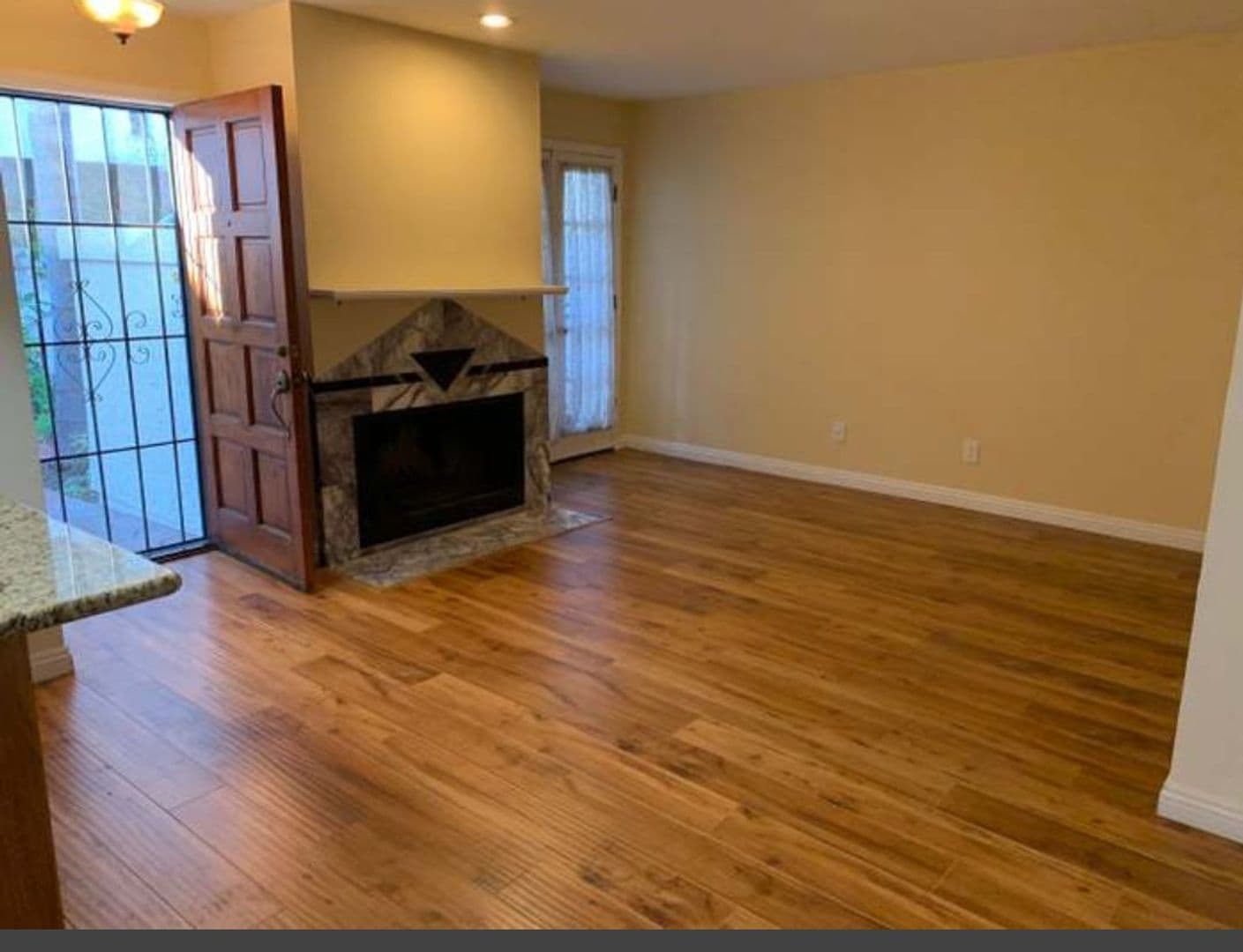 San Diego Condo: 3765 Boundary Street