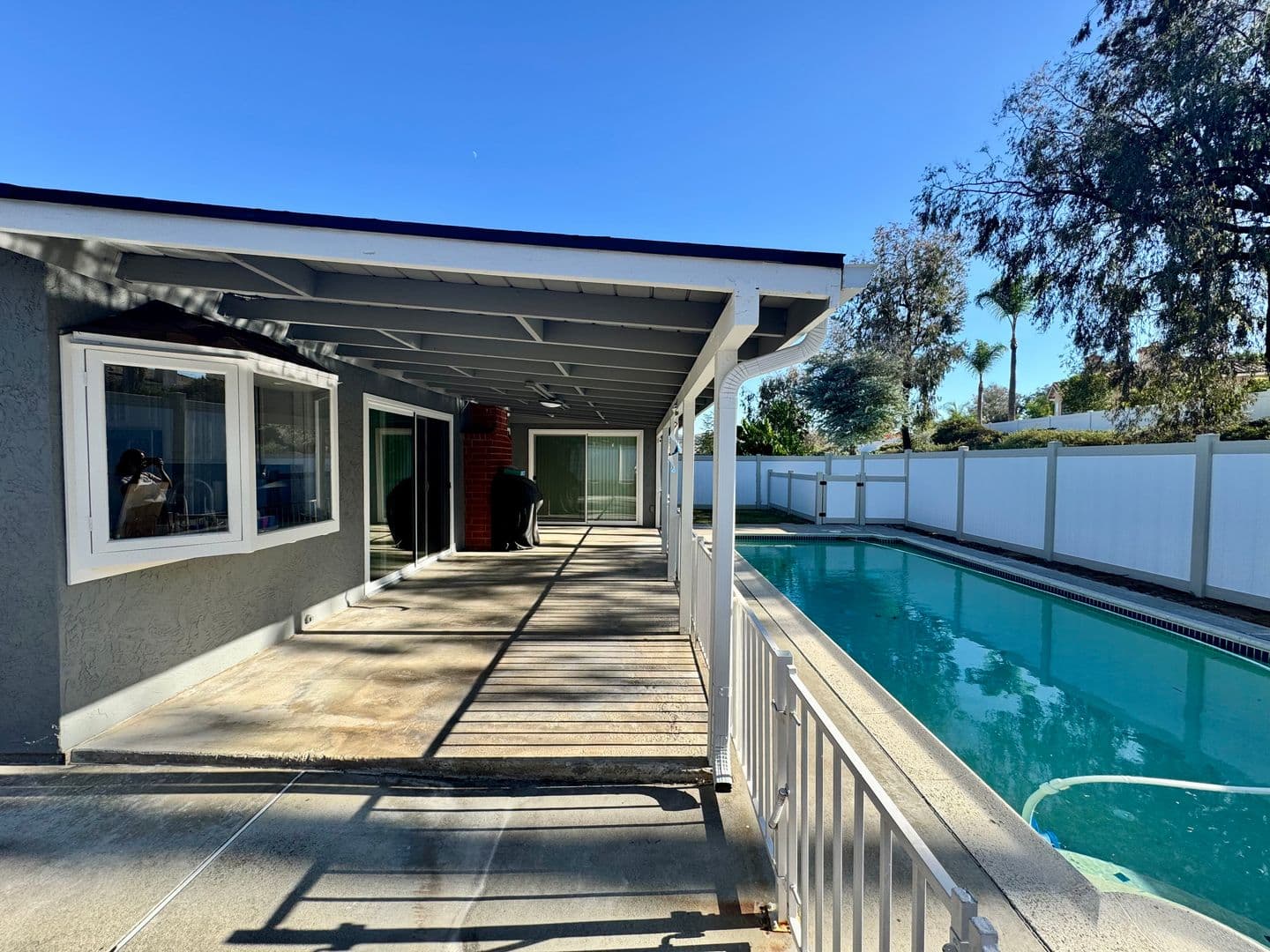 Poway House: 13502 Los Olivos Ave