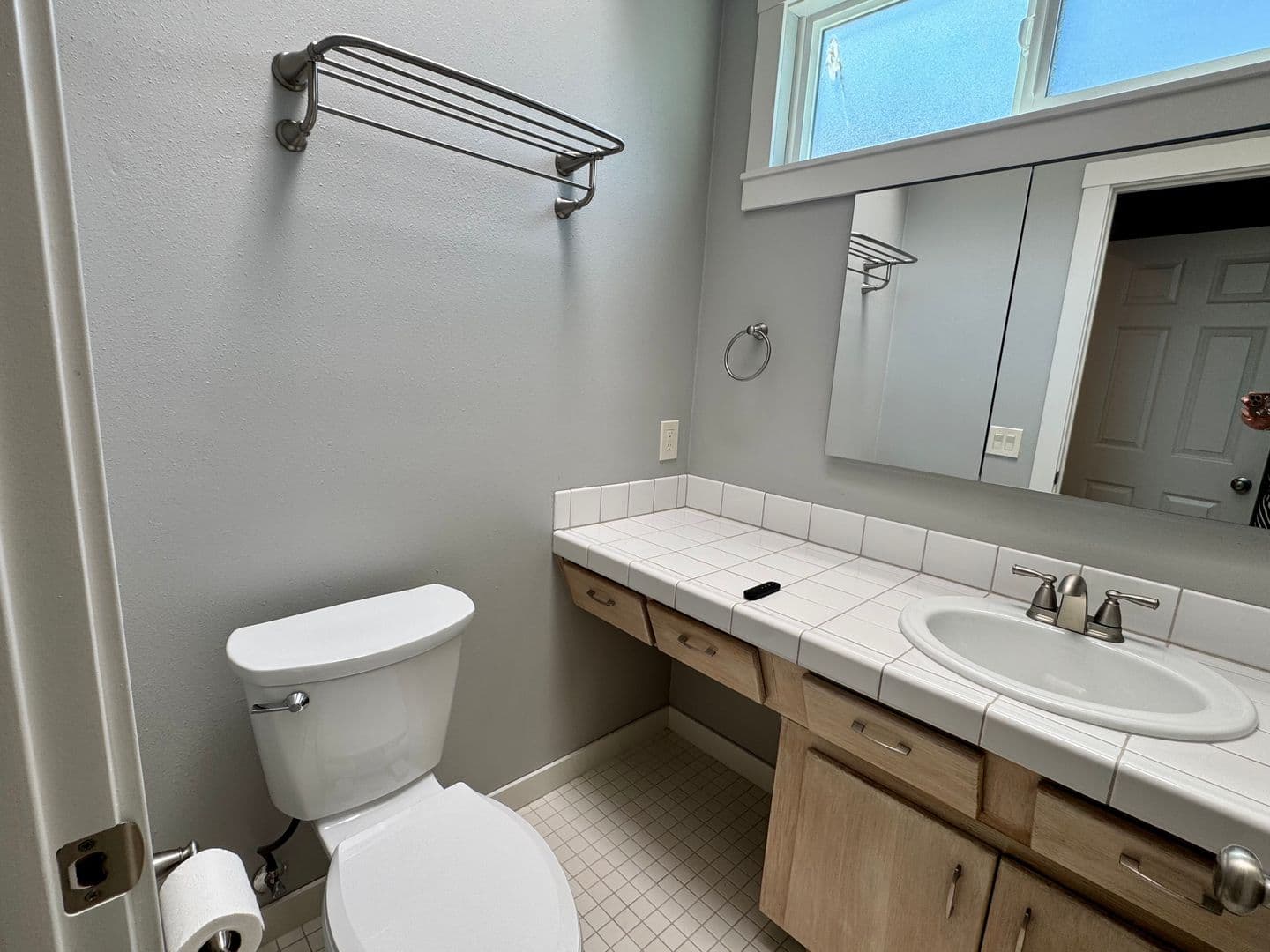 Poway House: 13502 Los Olivos Ave