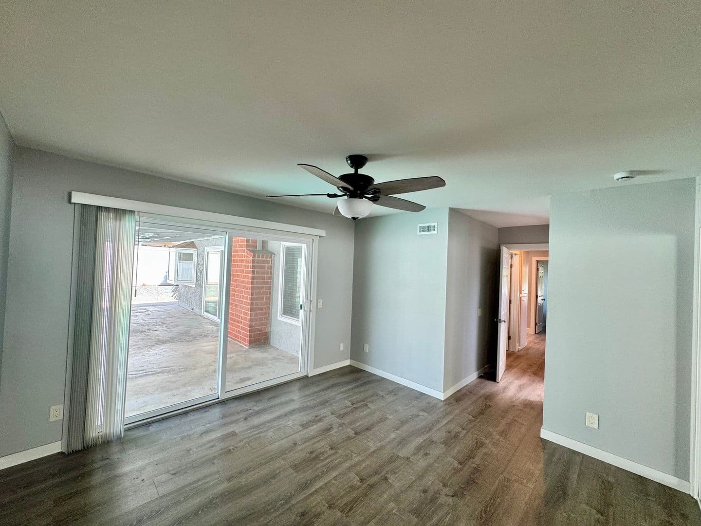 Poway House: 13502 Los Olivos Ave