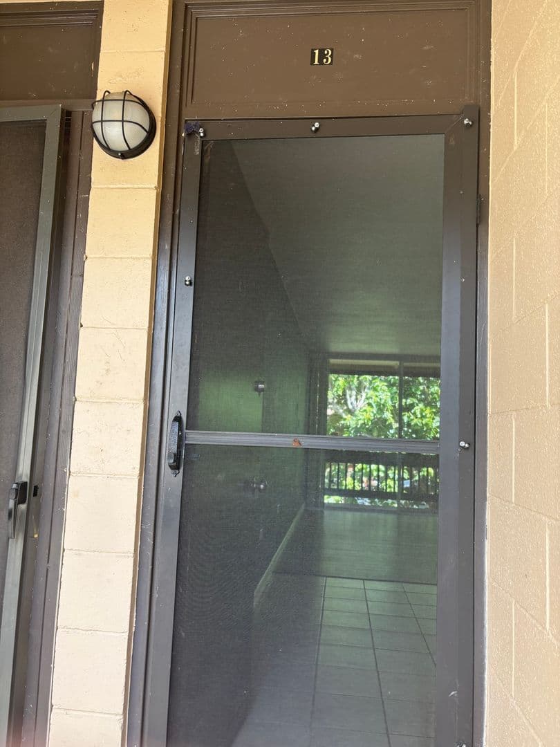 Lahaina Apartment: 120 Hui Rd. F.