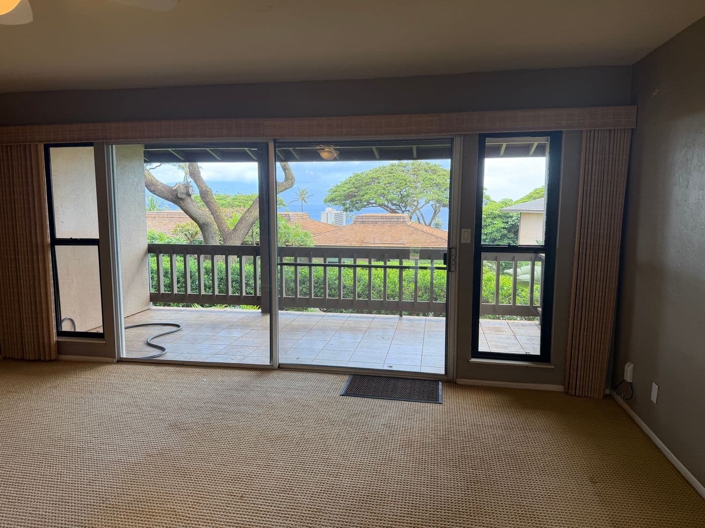 Lahaina Townhome: 150 Puukolii Rd #29,