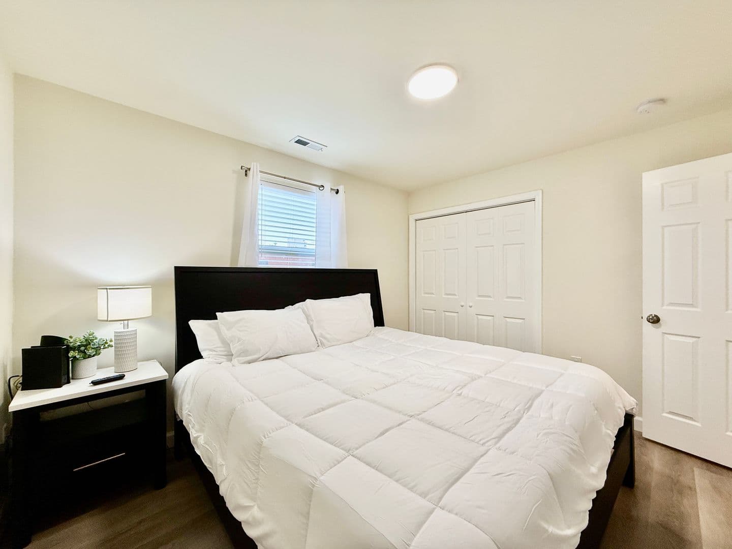 Middletown Apartment: 2000 Pearl Street