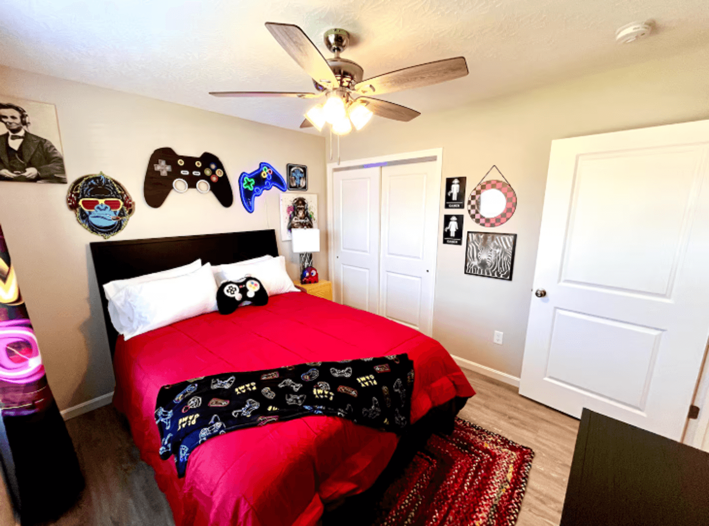Trenton House: 810 Pierson Road