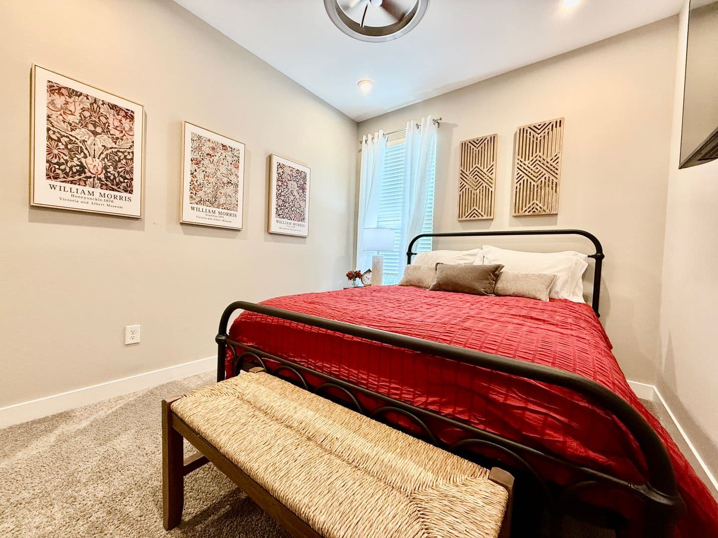 West Chester House: 7434 Durham Place
