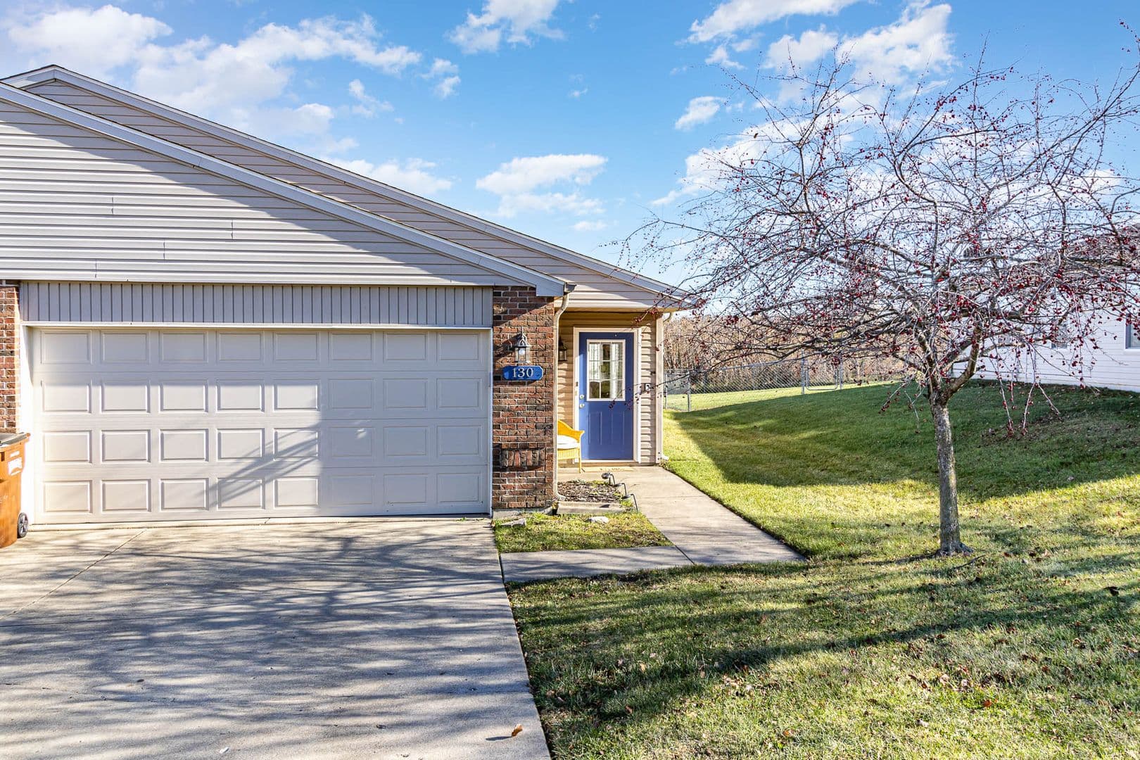 Monroe House: 130 Overbrook Ct.