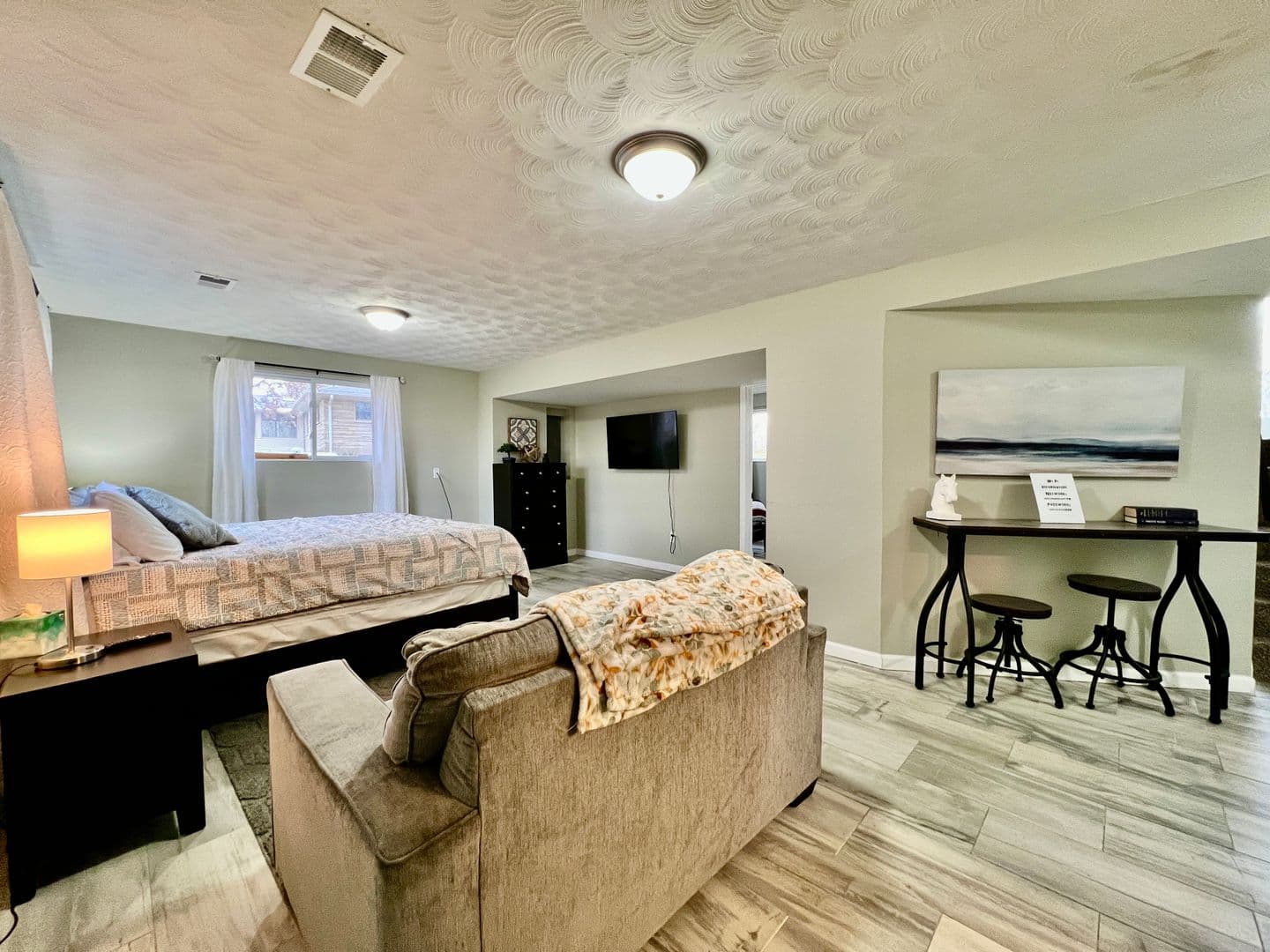 Cincinnati House: 6268 Mullen Road