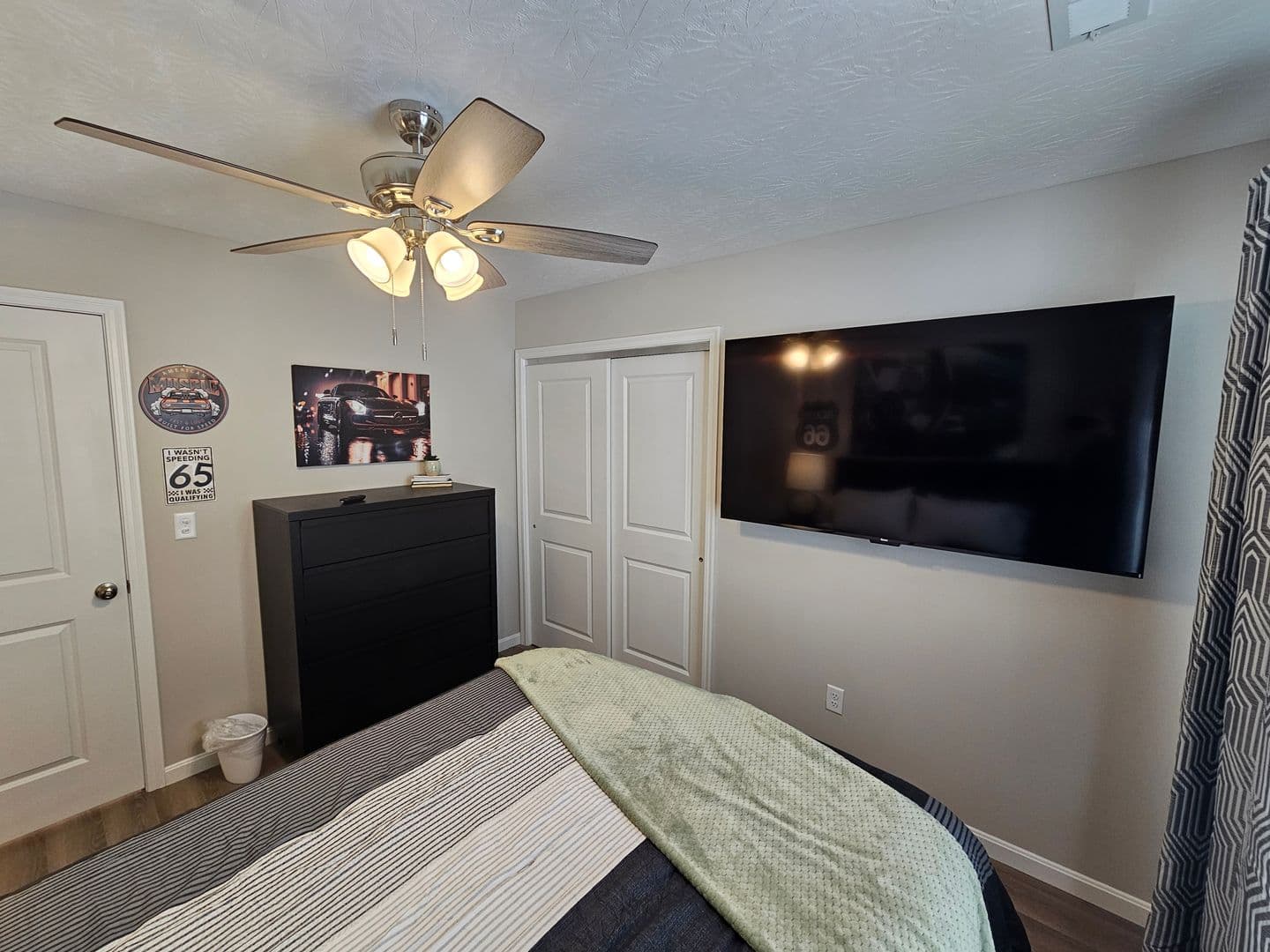 Trenton House: 812 Pierson Road