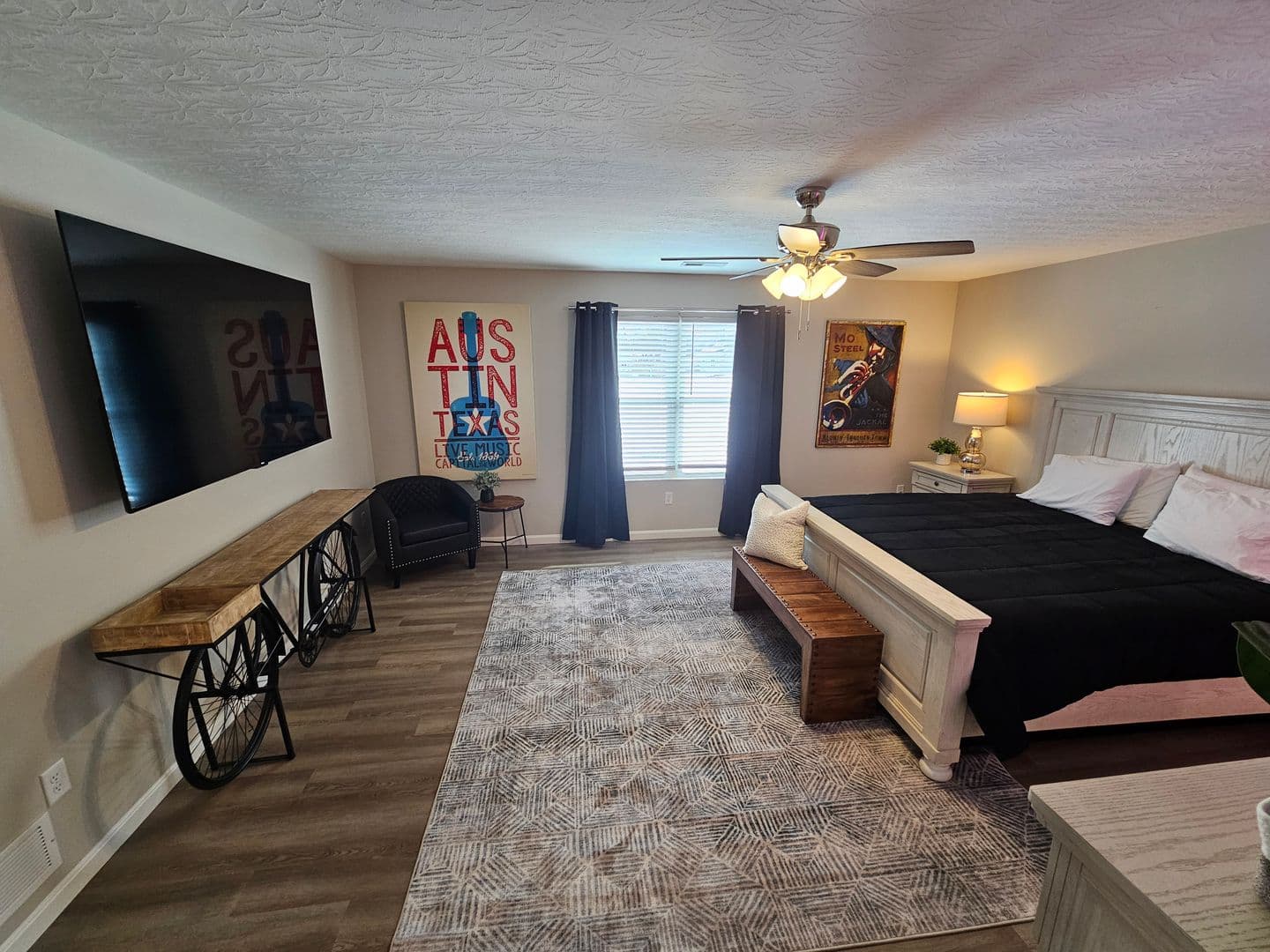 Trenton House: 814 Pierson Road