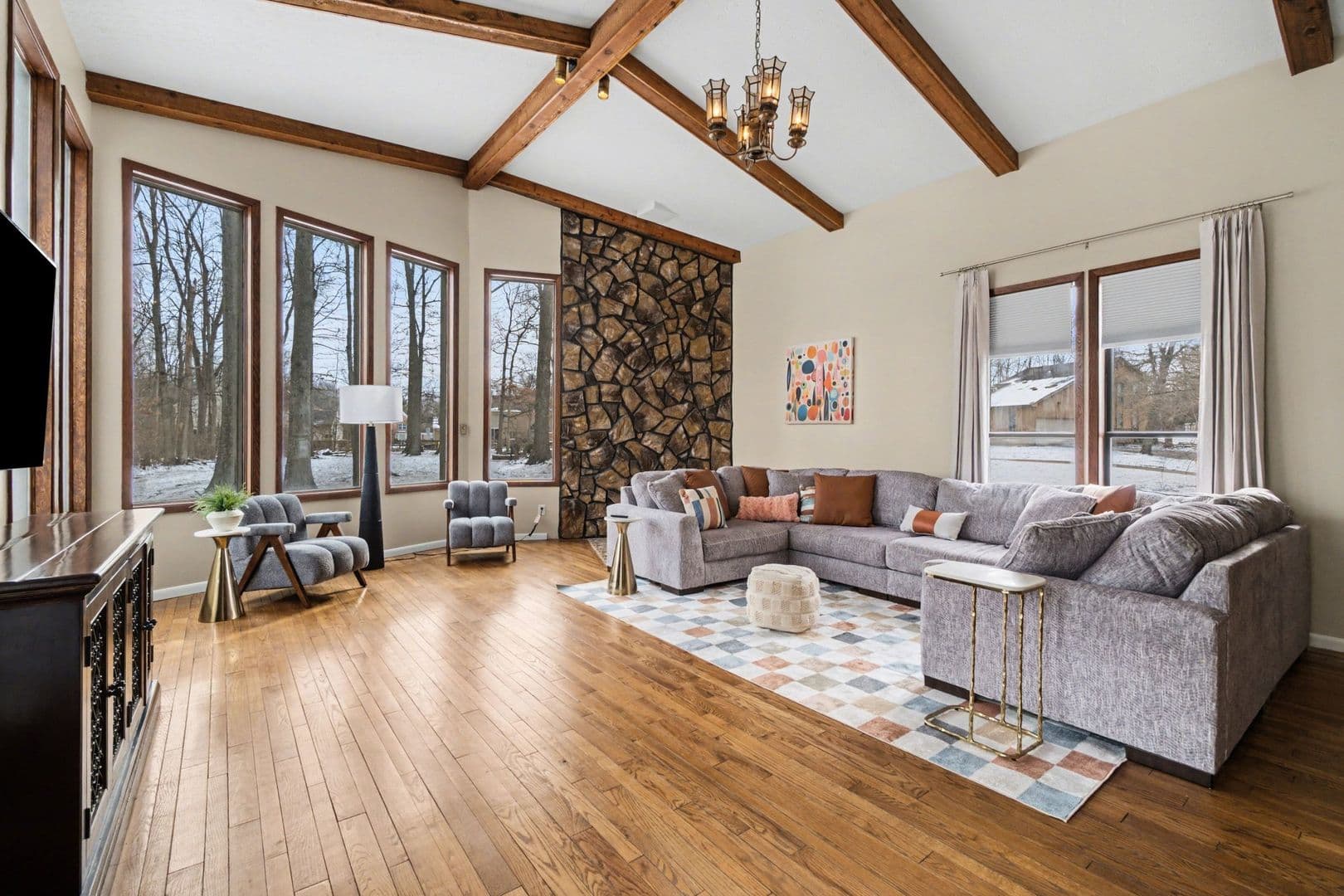 Cincinnati House: 4289 Pinetree Lane