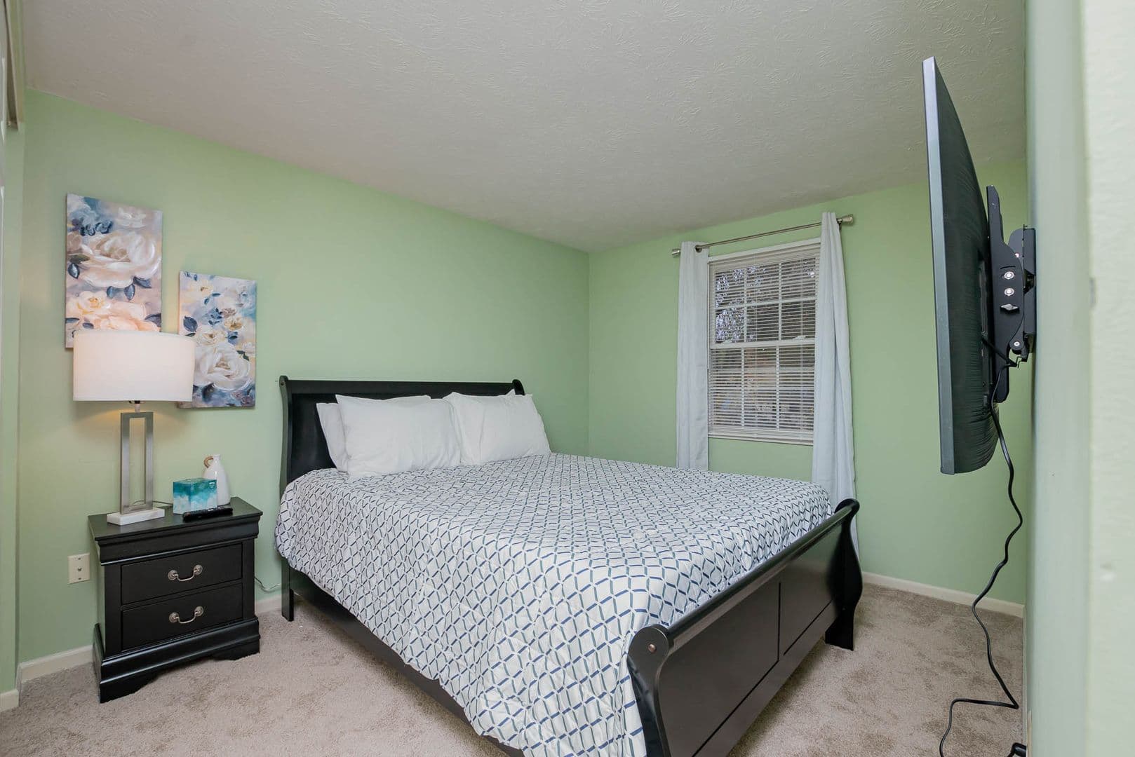 Mason House: 1387 Firethorne Drive