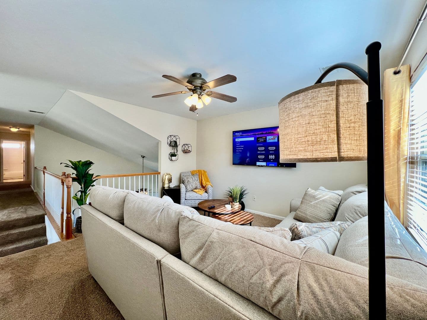 Mason House: 6608 Rosemont Lane