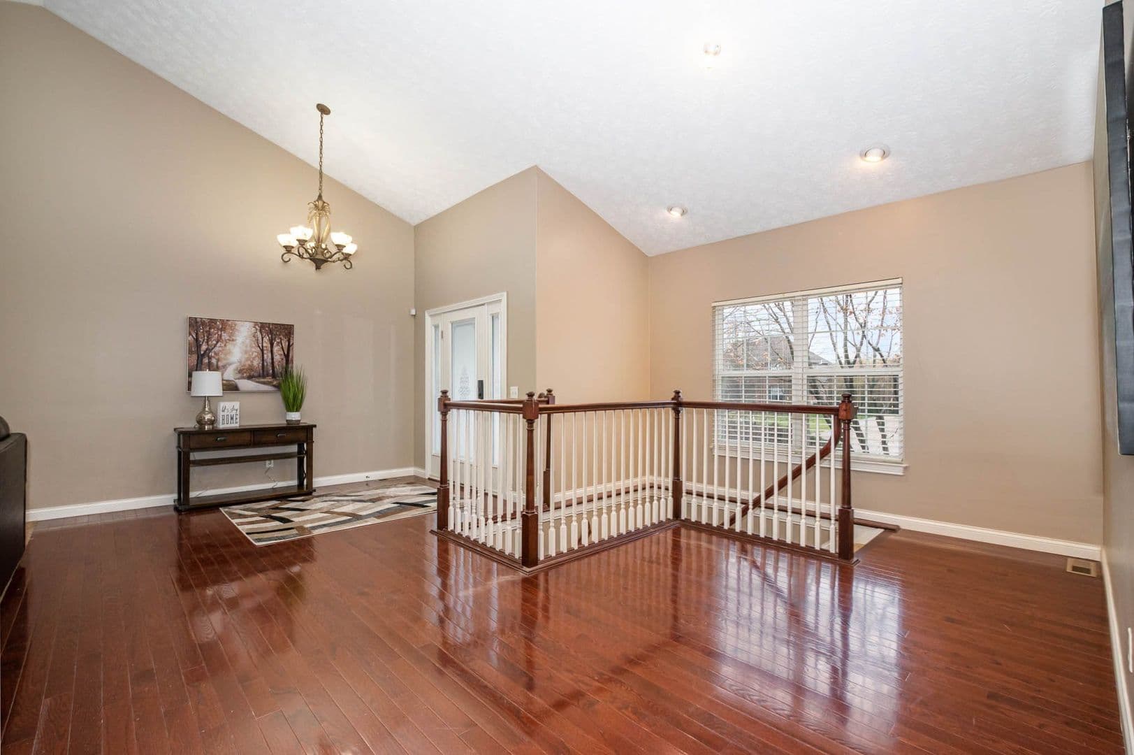 Centerville House: 9287 Maxwells Xing