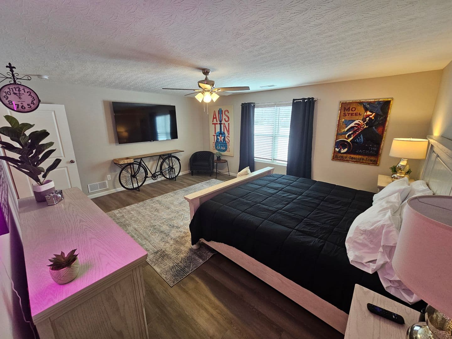 Trenton House: 814 Pierson Road