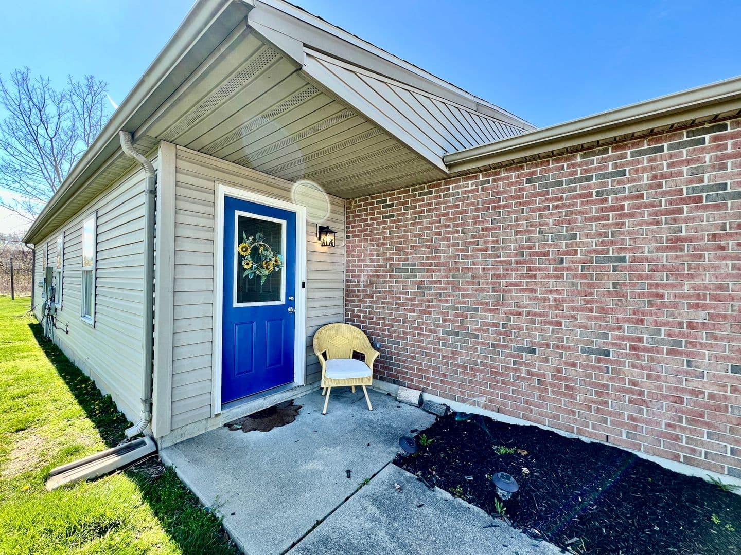 Monroe House: 105 Overbrook Drive