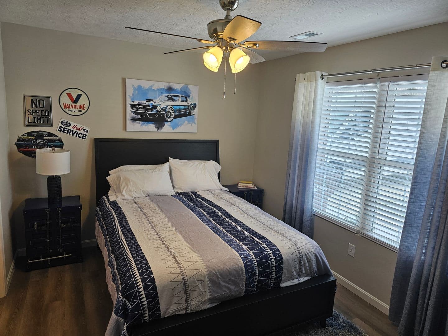 Trenton House: 812 Pierson Road
