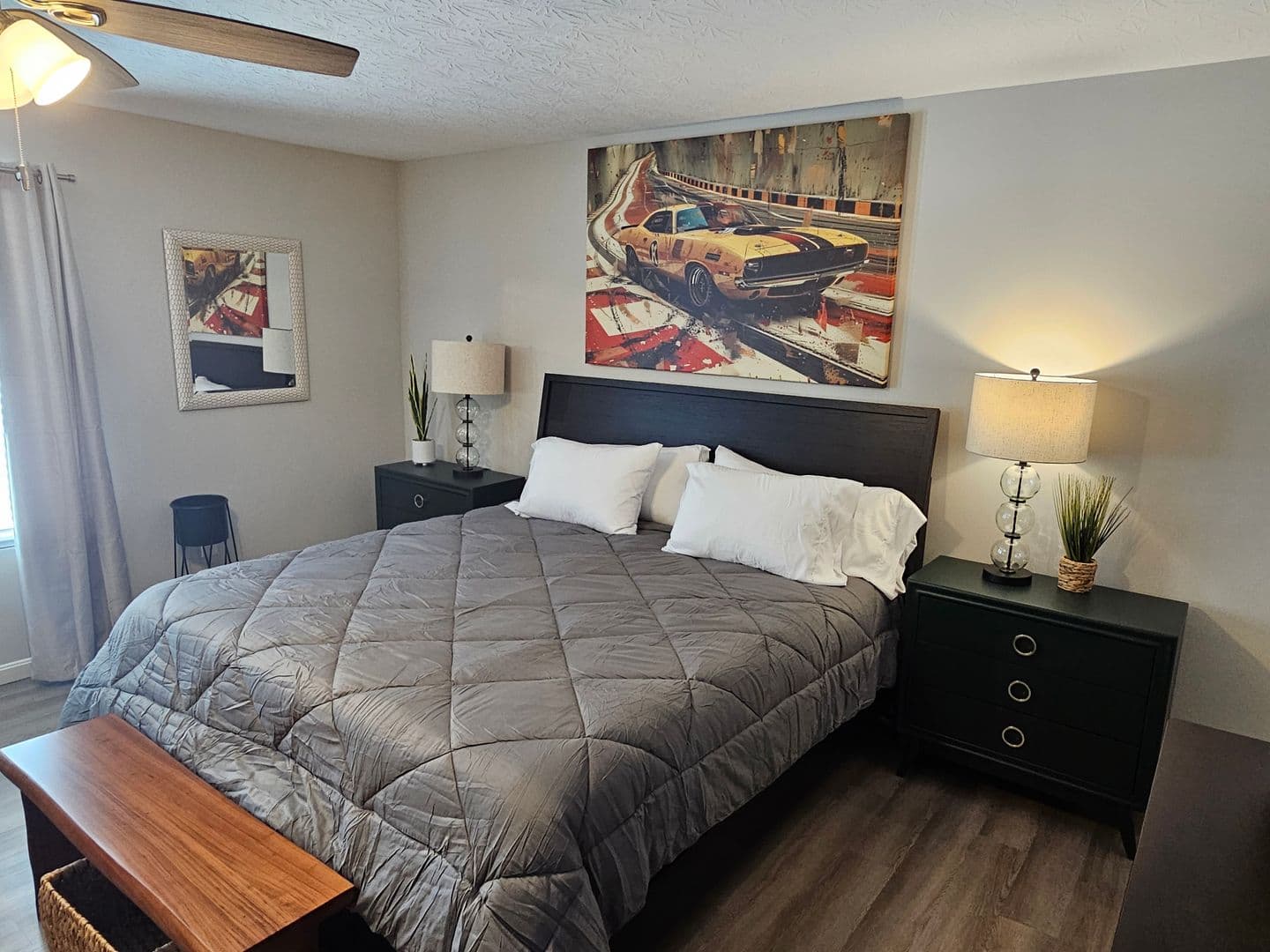Trenton House: 812 Pierson Road