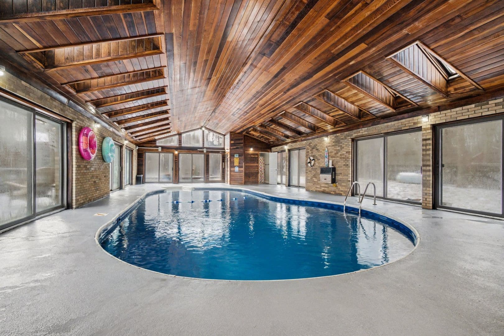 Cincinnati House: 4289 Pinetree Lane