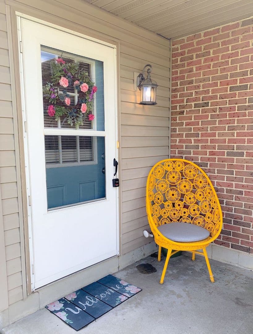 Monroe House: 142 Overbrook Drive