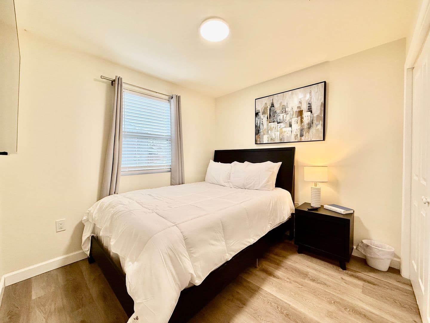 Middletown Apartment: 2000 Pearl Street