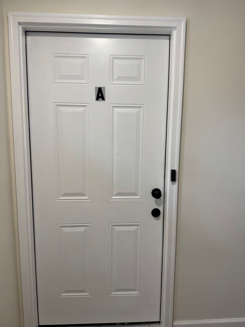 Middletown Apartment: 2000 Pearl Street