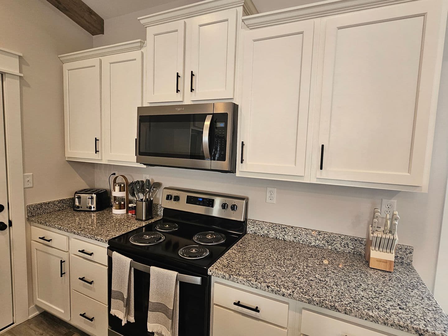 Middletown House: 710 Orchard Street