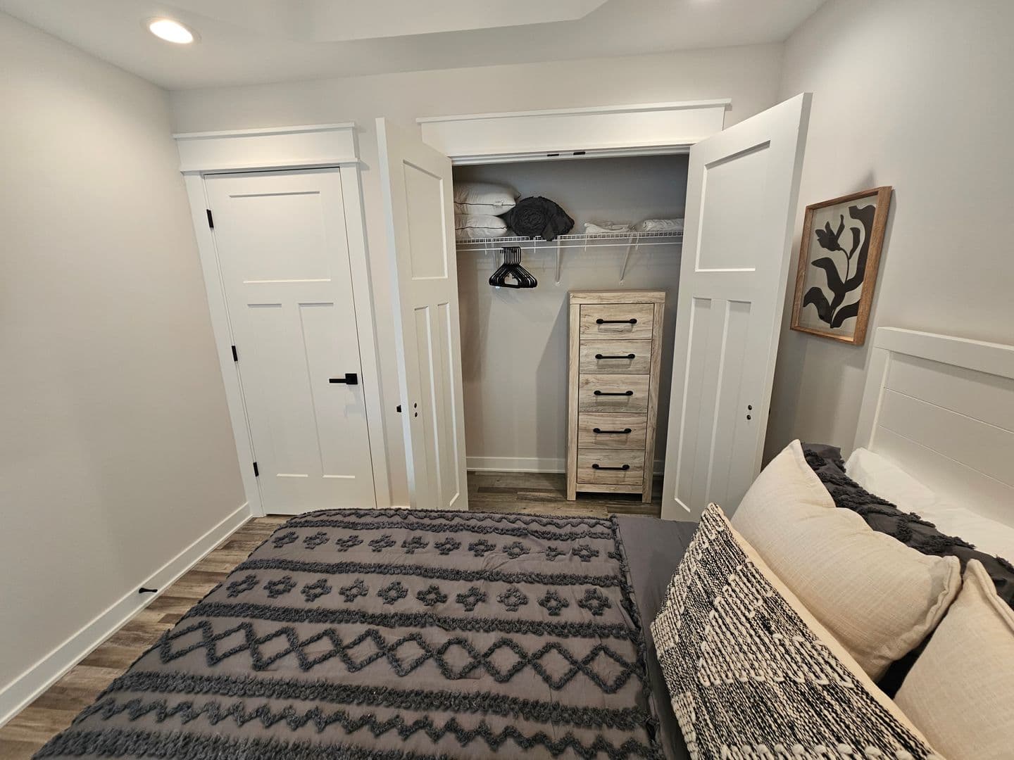 Middletown House: 710 Orchard Street