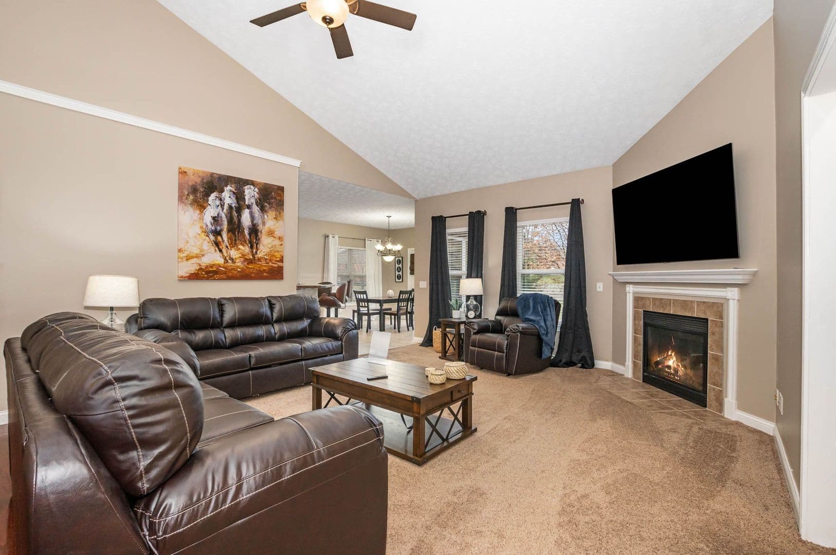 Centerville House: 9287 Maxwells Xing